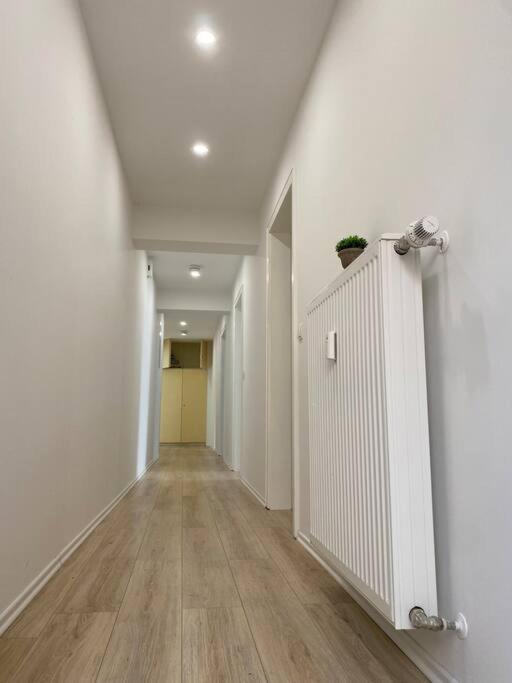 Charmantes Feriendomizil, Haus Mit Garten 30 Km Bonn Und Koblenz Bis Zu 8 Personen Rheinbrohl Экстерьер фото